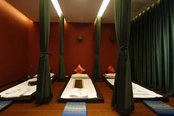 长沙岳麓泰式按摩的被动瑜伽：当身体被折叠成诗